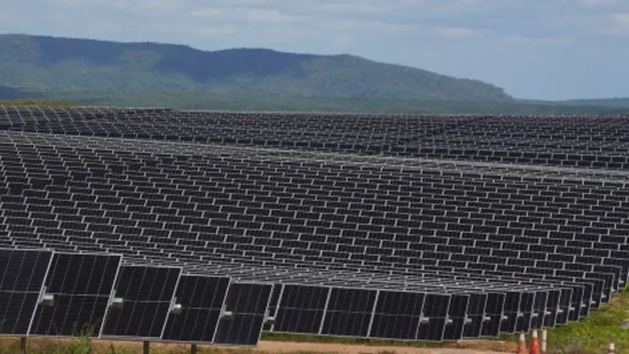  Construction has been managed by Primoris and Blattner as both sites progress toward commissioning. Image Source: Recurrent Energy 