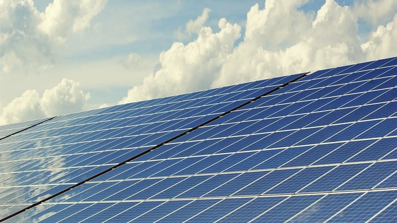  Surya Roshni has outlined solar additions that have expanded onsite generation capacity. Image Credit/Source: andreas160578/ Pixabay 