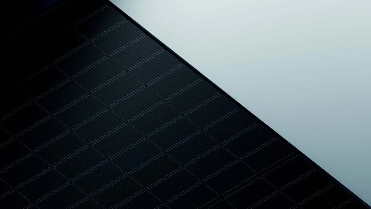  New rooftop module features 2 mm dual-glass construction with 23.8% efficiency. Image Source: DMEGC Solar 