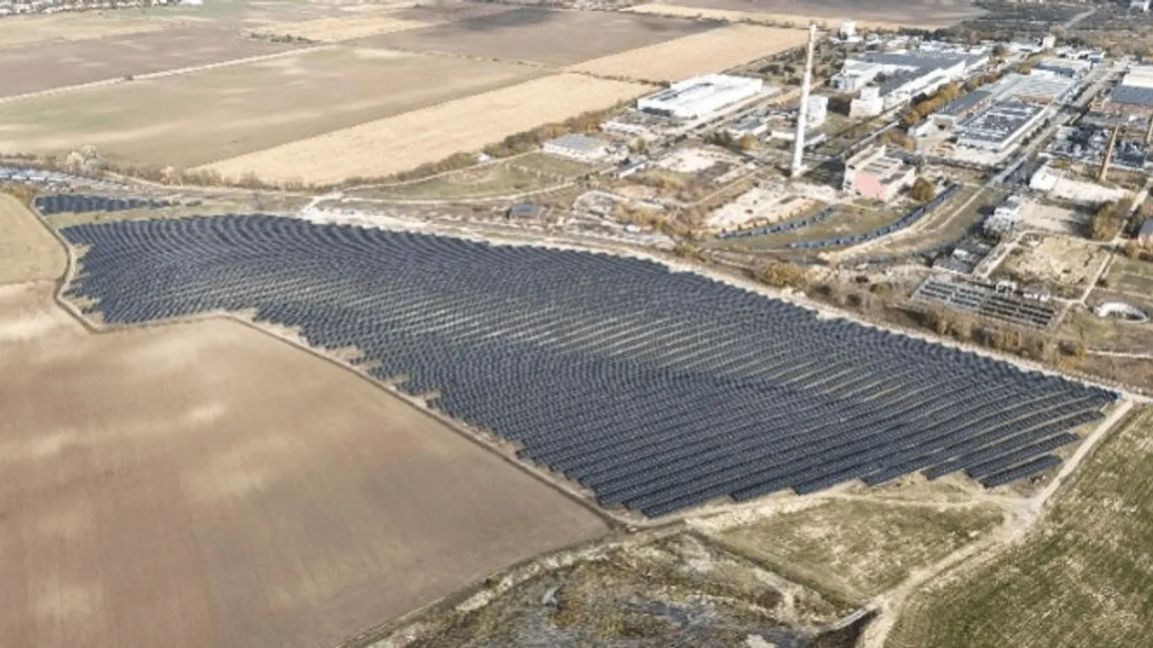 High-efficiency n-type PV modules will power the new 18 MW ground-mounted solar installation in Slovakia.