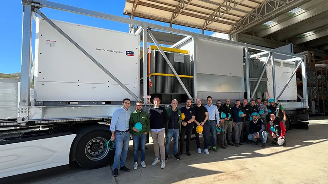  The MVPS architecture has maintained partial system output during scheduled maintenance activities. Photograph: Image Credit/Source: SMA Solar Technology 