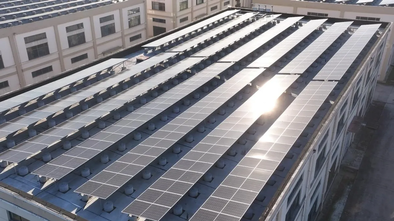 The Vertex N rooftop project has delivered stronger output under demanding coastal operating conditions.