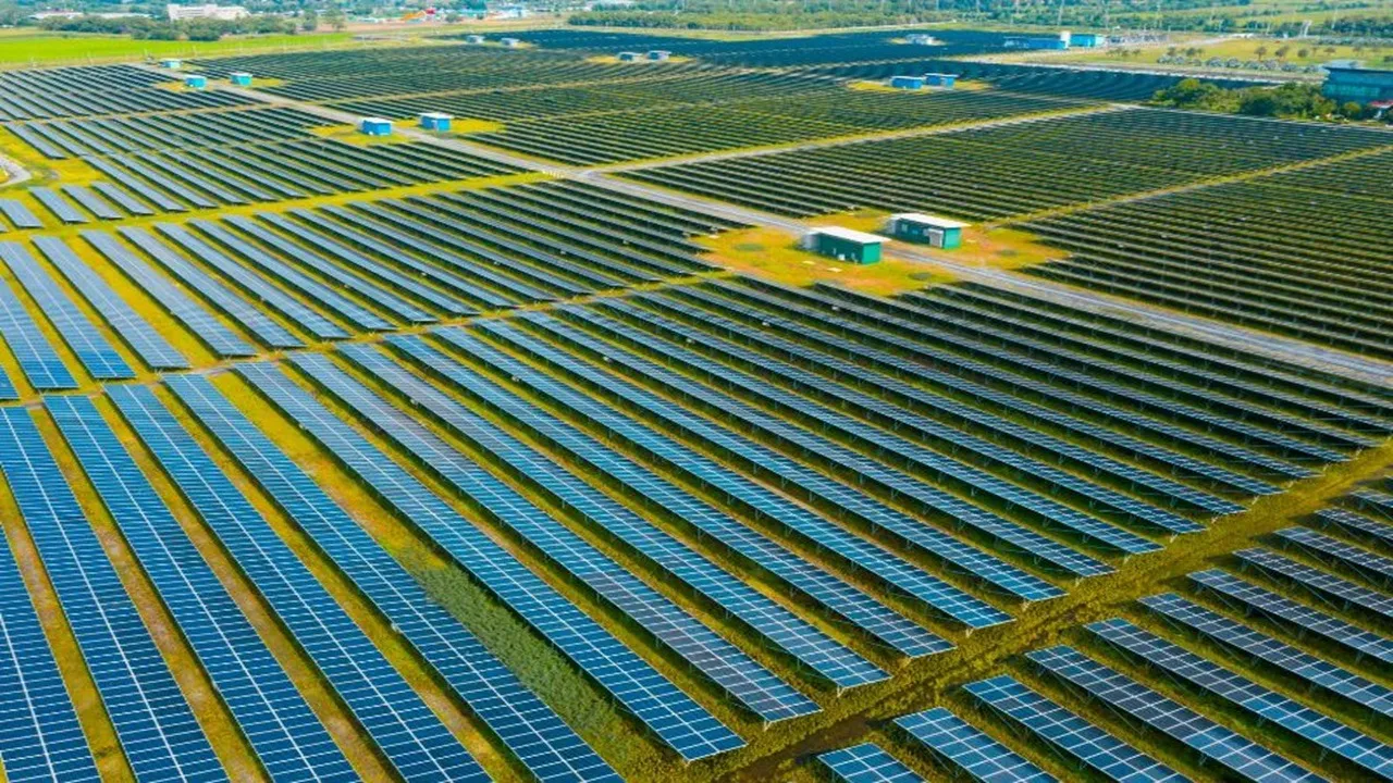  The Thenzawl solar plant has supplied grid-linked power through 132 kV transmission infrastructure. Image Credit/Source: AI Generated 