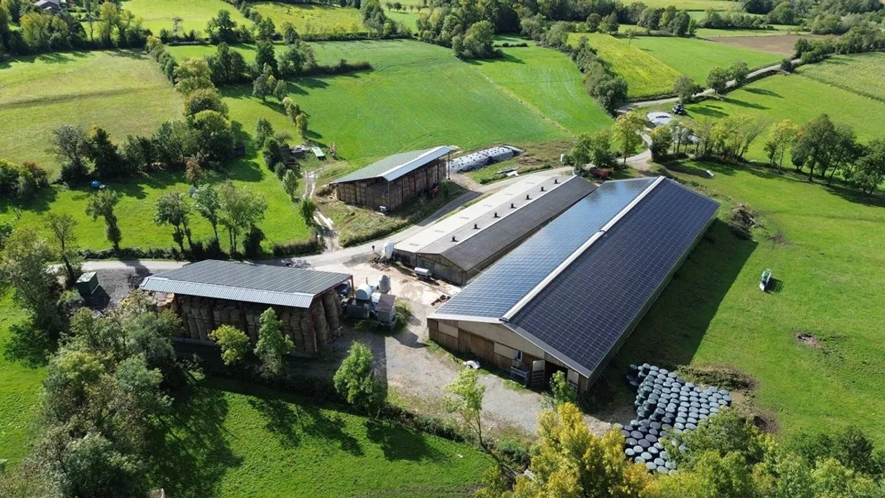  Smart Energies rooftop portfolio will generate 48 GWh annually, equivalent to about 320 million electric vehicle kilometres. Image Source: Linkedin/Smart Energies 