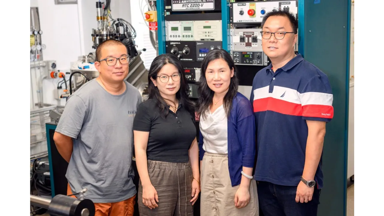  The team has used ultraviolet Raman spectroscopy to reveal reversible bond changes and sunlight-driven recovery in operating silicon solar cells.  Image source: UNSW Sydney 