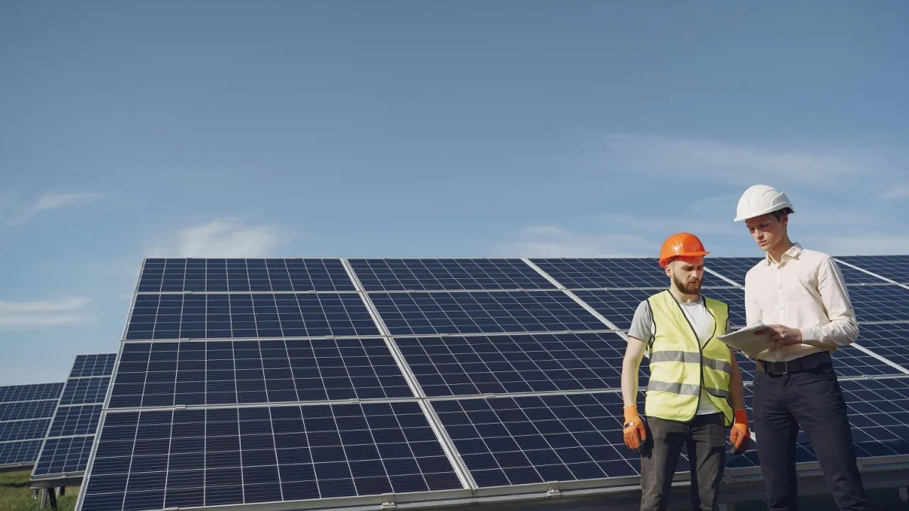  Commercial operation is targeted for mid-2028, subject to completion of environmental permitting and grid interconnection approvals. Image Credit/Source: Gustavo Fring/Pexels 