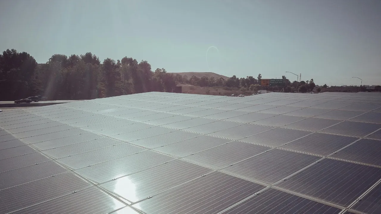 The selected developer will design, finance, construct, own and operate the 500 MW plant.