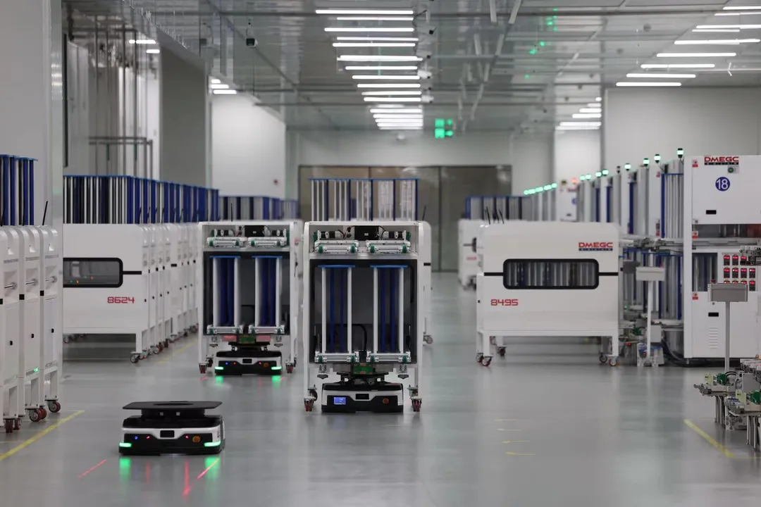  Inside DMEGC Solar's advanced PV cell manufacturing facility. 