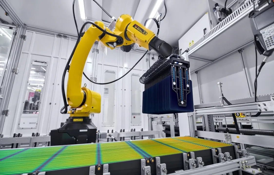  Q3 2023 marks a milestone in JinkoSolar's partnership with Blue Sun Group. Illustration by TaiyangNews.
 