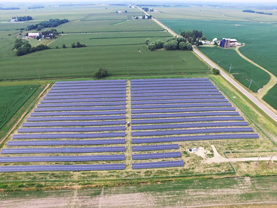  Castillo Engineering and Summit Ridge Energy collaborated on 26 solar projects, advancing the Illinois Shines program and fostering sustainable communities with 82 MW of clean energy. (Image Credit: Castillo).  