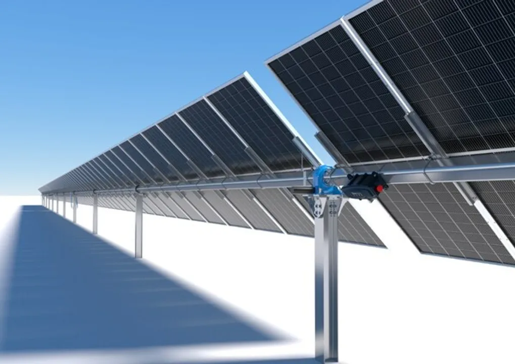  The Vanguard 1P series, TrinaTracker's flagship product, incorporates advanced AI technology and SuperTrack intelligent self-learning algorithms for optimal performance under various conditions. (Image Credit: PRNewswire).  