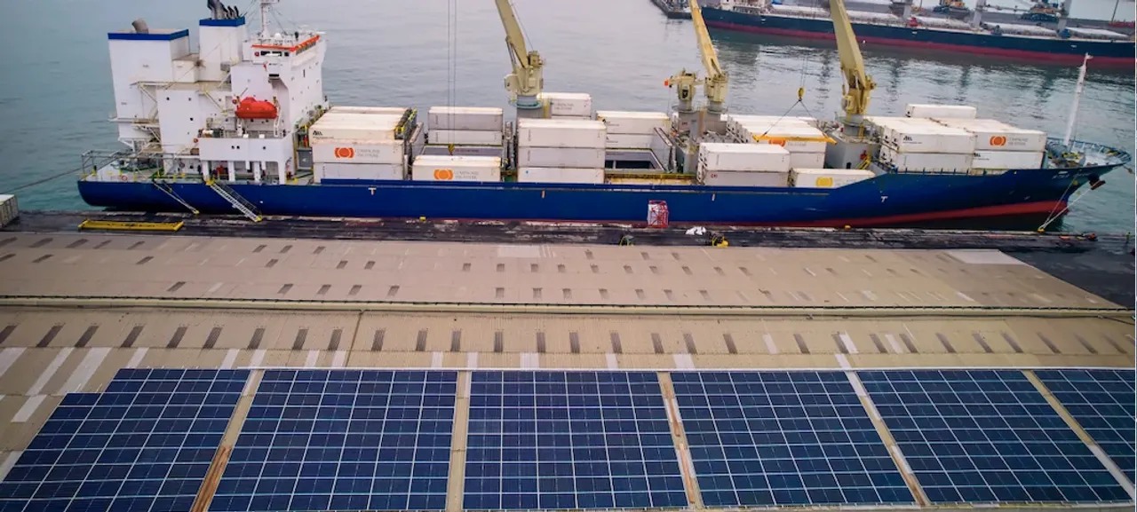  Dutch & Company achieves a milestone by installing a 200 kWp Grid-Tie Solar PV system at The Fruit Terminal Company in Ghana. (Image Credit: Dutch & Company)  
