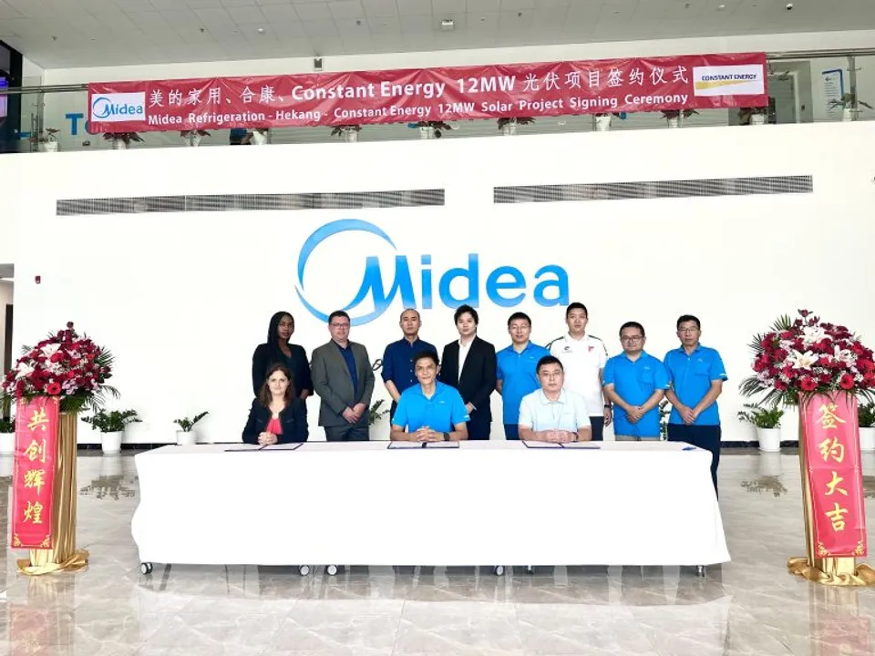  Constant Energy secures a substantial PPA with Midea Refrigeration Equipment (Thailand) for a 12 MWp solar rooftop project, marking a significant step in Midea’s ESG goals. 