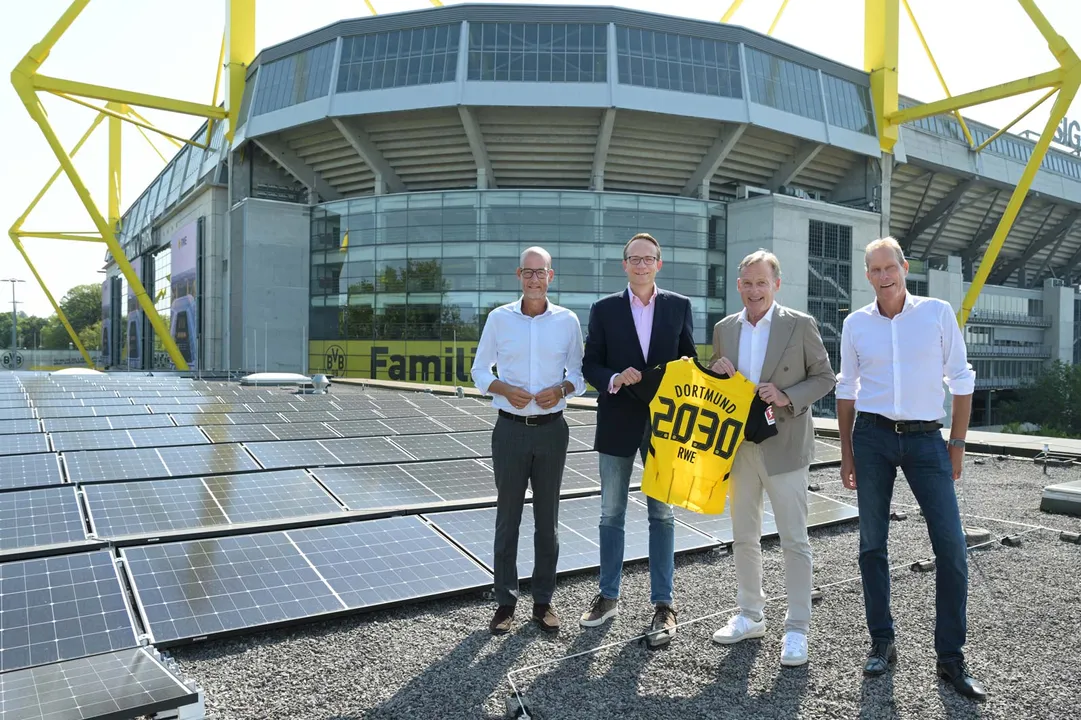  SIGNAL IDUNA PARK’s solar panels, installed by RWE, are paired with a 3.4 MWh battery storage system. (Image Credit: RWE)  
