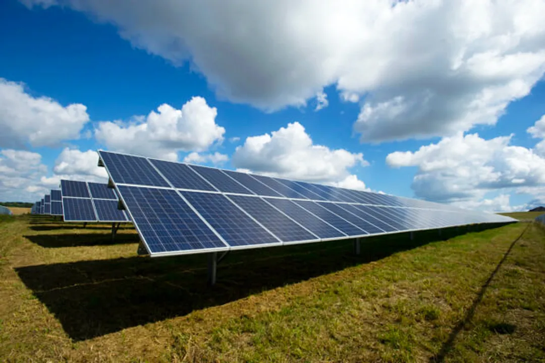  With corporate PPAs from major clients, Enlight’s solar installations provide reliable energy in Israel’s newly deregulated power market. (Image Source: Enlight Renewable Energy)  