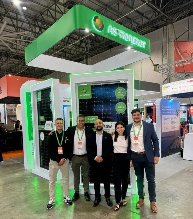  Astronergy’s presentation highlighted the advantages of its advanced TOPCon 4.0 technology for solar PV projects. (Image Source: Astronergy)  