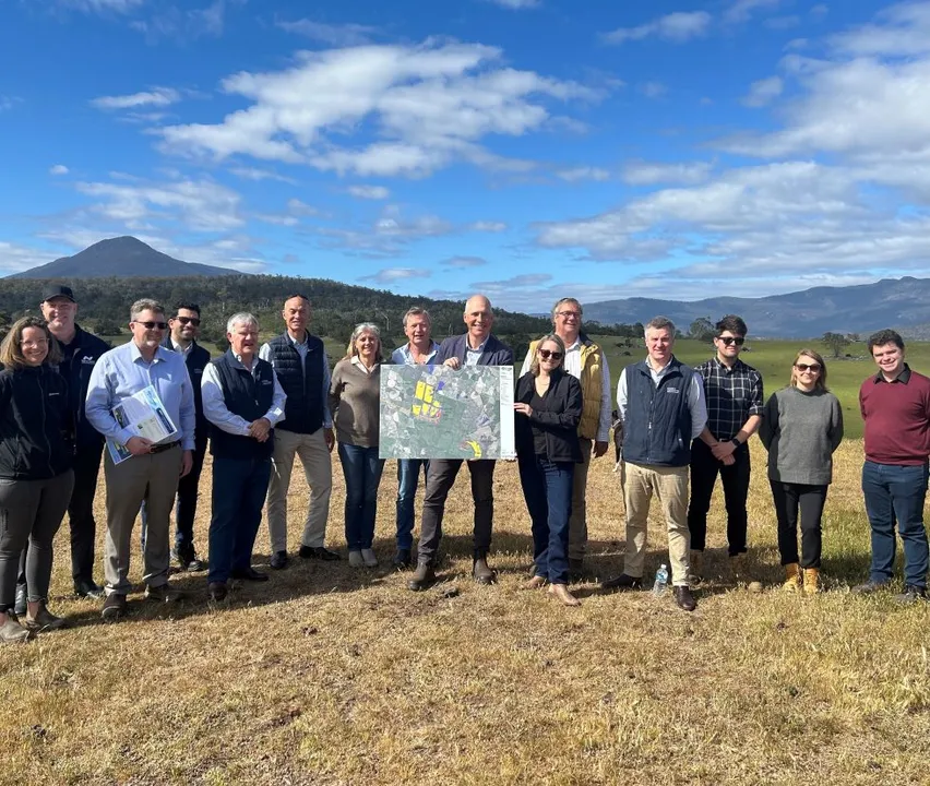  TasRex and Hydro Tasmania signed a key agreement for Tasmania’s largest solar farm at 288 MW capacity. (Image Source: TasRex)  