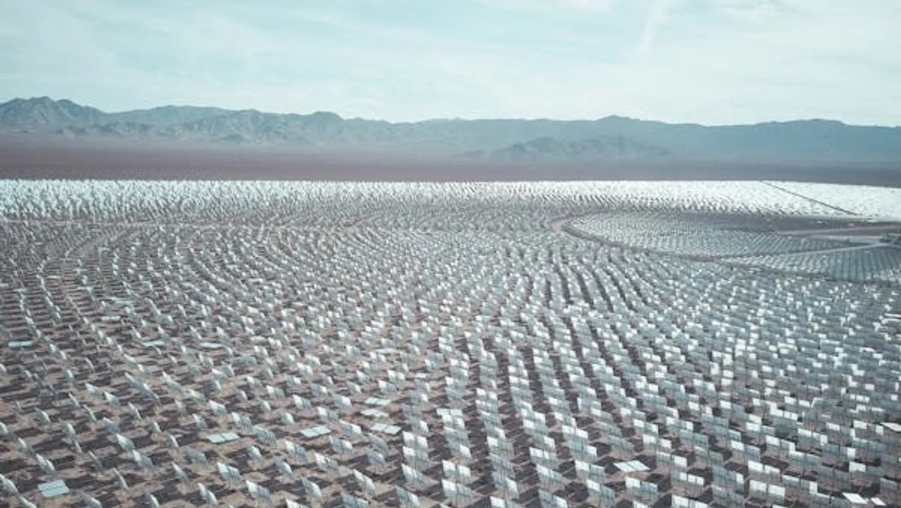  Primergy’s Prairie Mist solar farm powers 22,000 Arkansas homes with clean energy for the Amazon and North Little Rock. (Image Credit/Source:KindelMedia/Pexels)  