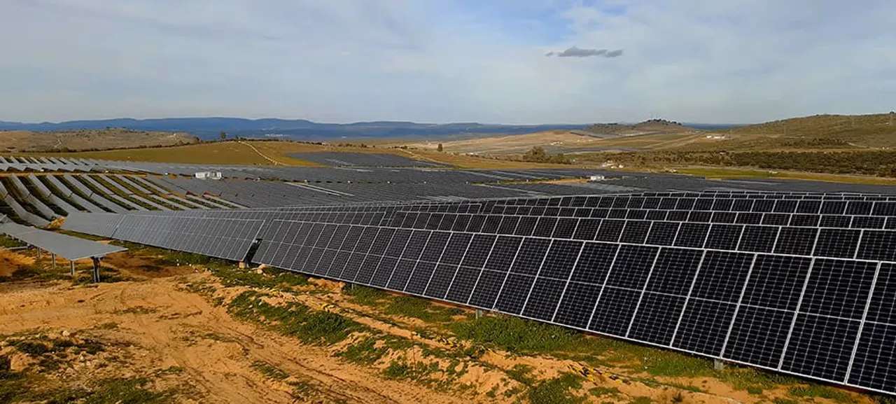  Masdar completed acquisitions in the Iberian Peninsula, acquiring Saeta Yield and securing a stake in EGPE Solar with Endesa. (Image Source: Masdar)  