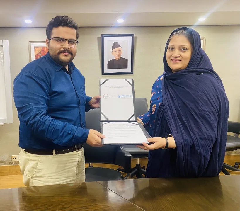  MSS ensured reliable healthcare services by powering its units with off-grid solar systems. (Image Source: Neosun Energy)  