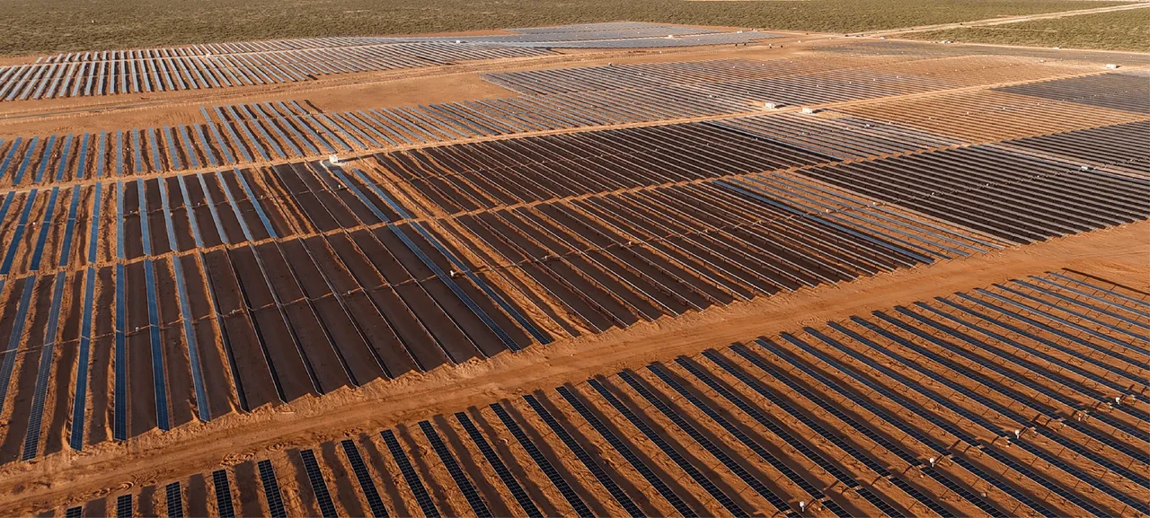  Origis Energy’s $415 million Swift Air Solar project will supply clean energy to Occidental’s DAC facility in the Permian Basin, starting mid-2025. (Image Source: Origis Energy)  