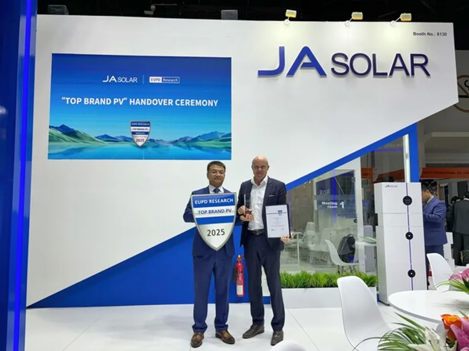  JA Solar’s role in MENA includes key projects like the 1.25 GW PV+storage agreement and investments in local manufacturing. (Image Source: JA Solar)  
