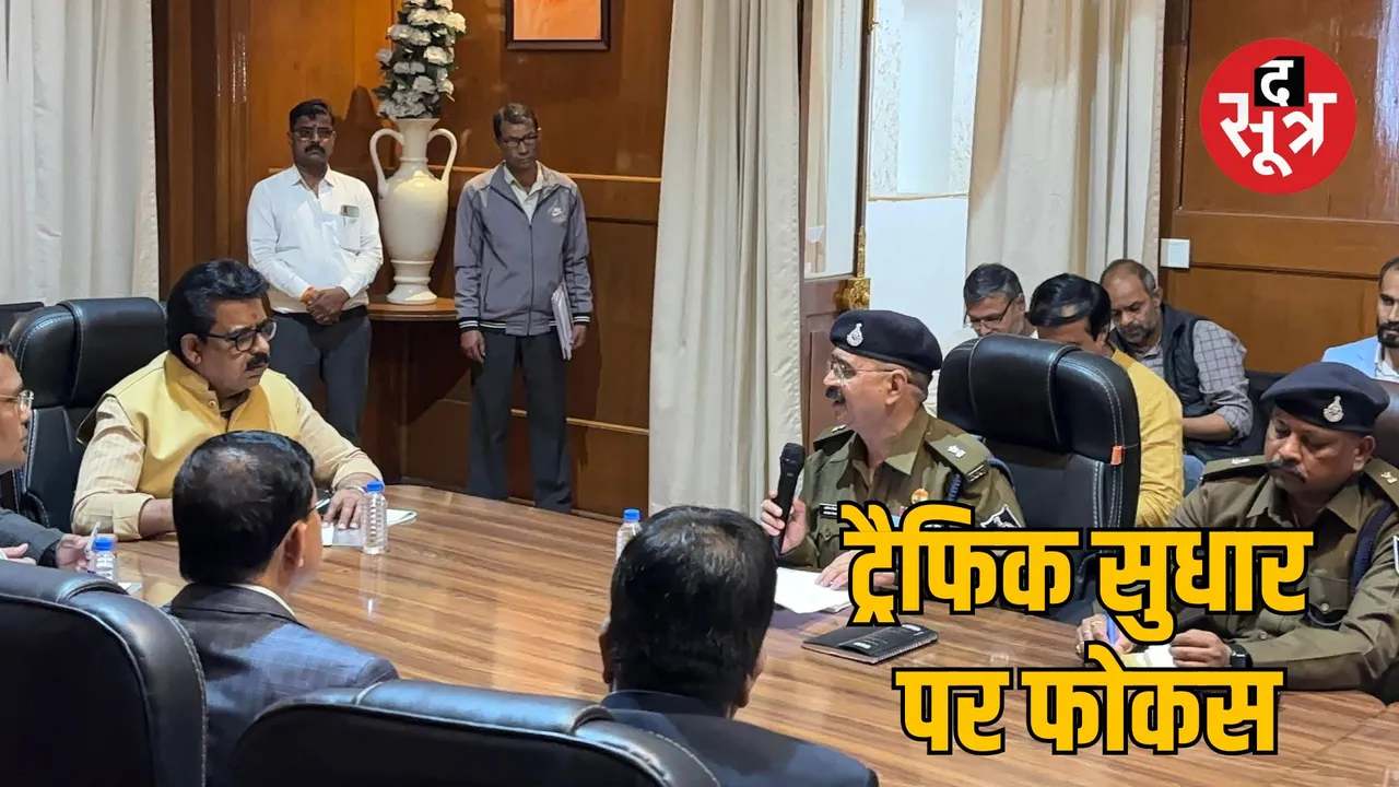 Indore traffic problems Road safety committee meeting