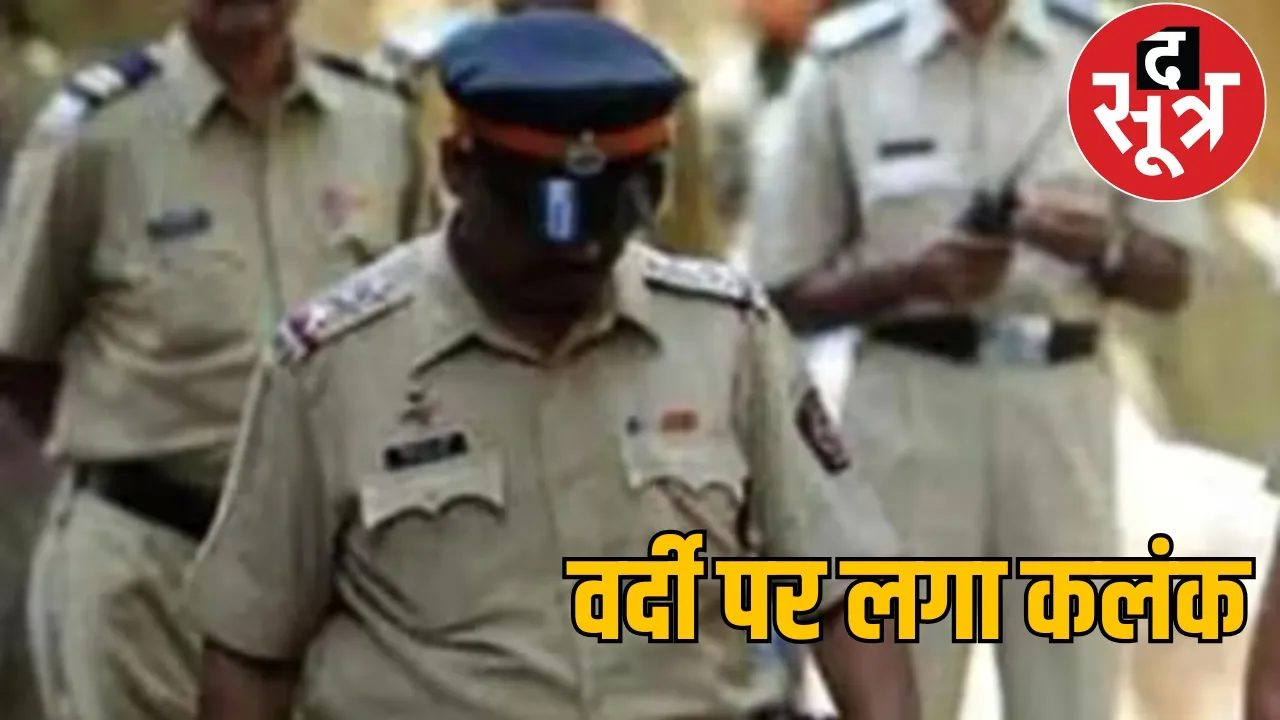 When the ACB team arrived, the SHO left his chair and ran away the sootr 