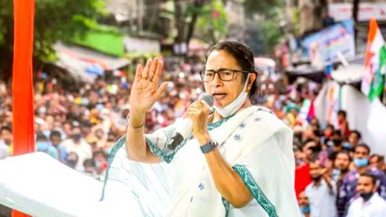 बंगाल उपचुनाव: ममता भवानीपुर से जीतीं, BJP कैंडिडेट को 58 हजार वोटों से हराया