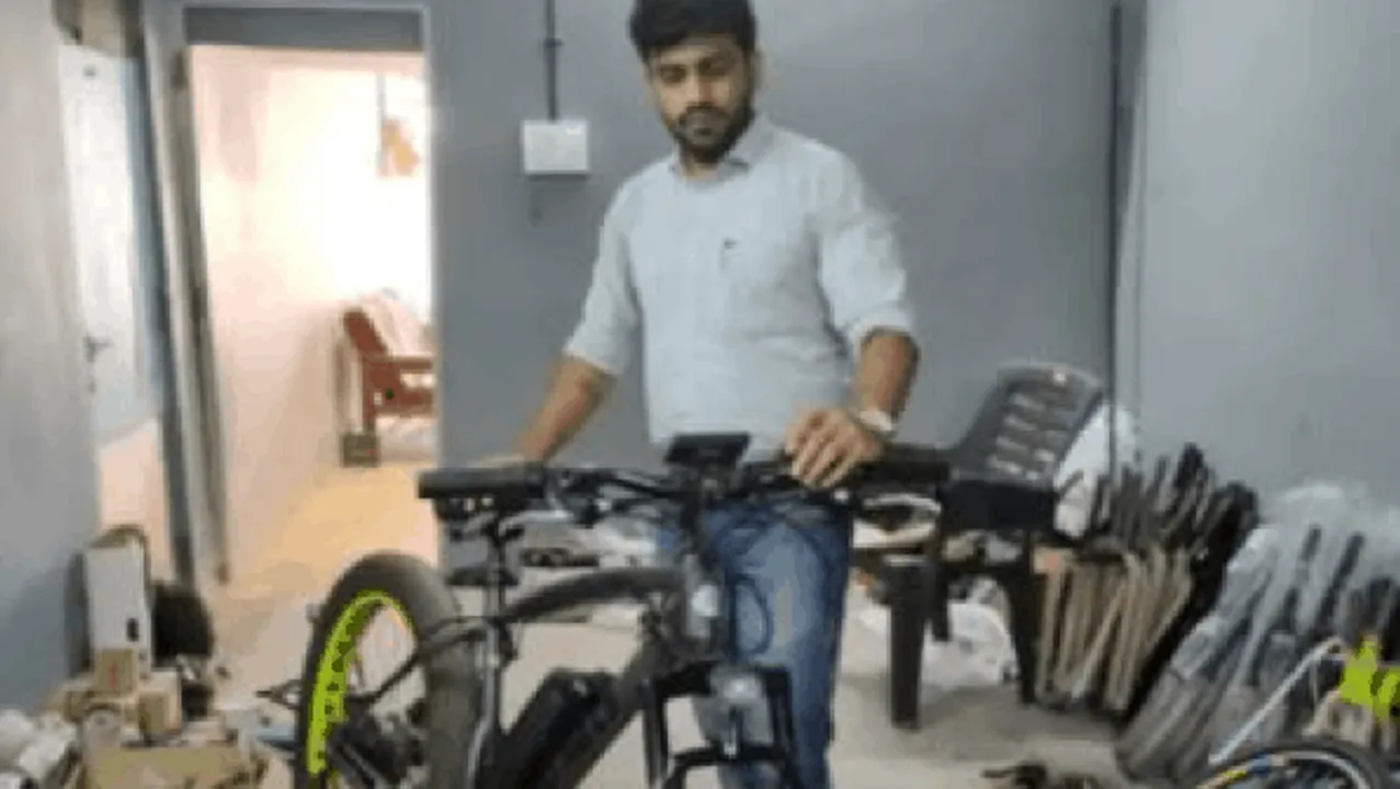 भाई ने बनाया बिजनेसमैन: तैयार की ई साइकिल, उसी को बनाया बिजनेस 