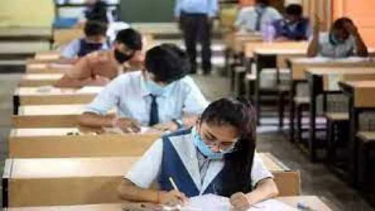 CBSE टर्म-1 एग्जाम: बोर्ड ने जारी किए सख्ती बरतने के ये निर्देश, स्टूडेंट्स जरूर पढ़ें