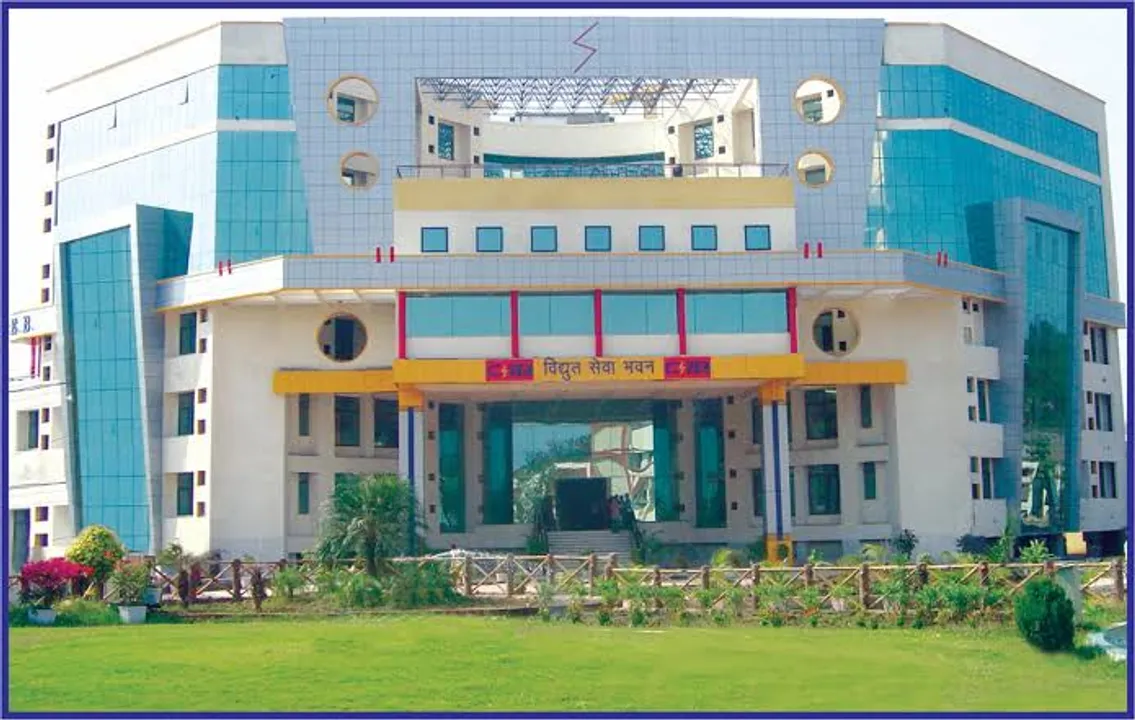 छत्तीसगढ़ और तेलंगाना की पॉवर कंपनियों के बीच चल रही रार, अब तक नहीं सुलझ सका 15 सौ करोड़ की बकाया का पेंच, केंद्रीय ऊर्जा मंत्रालय पहुंचा मामला