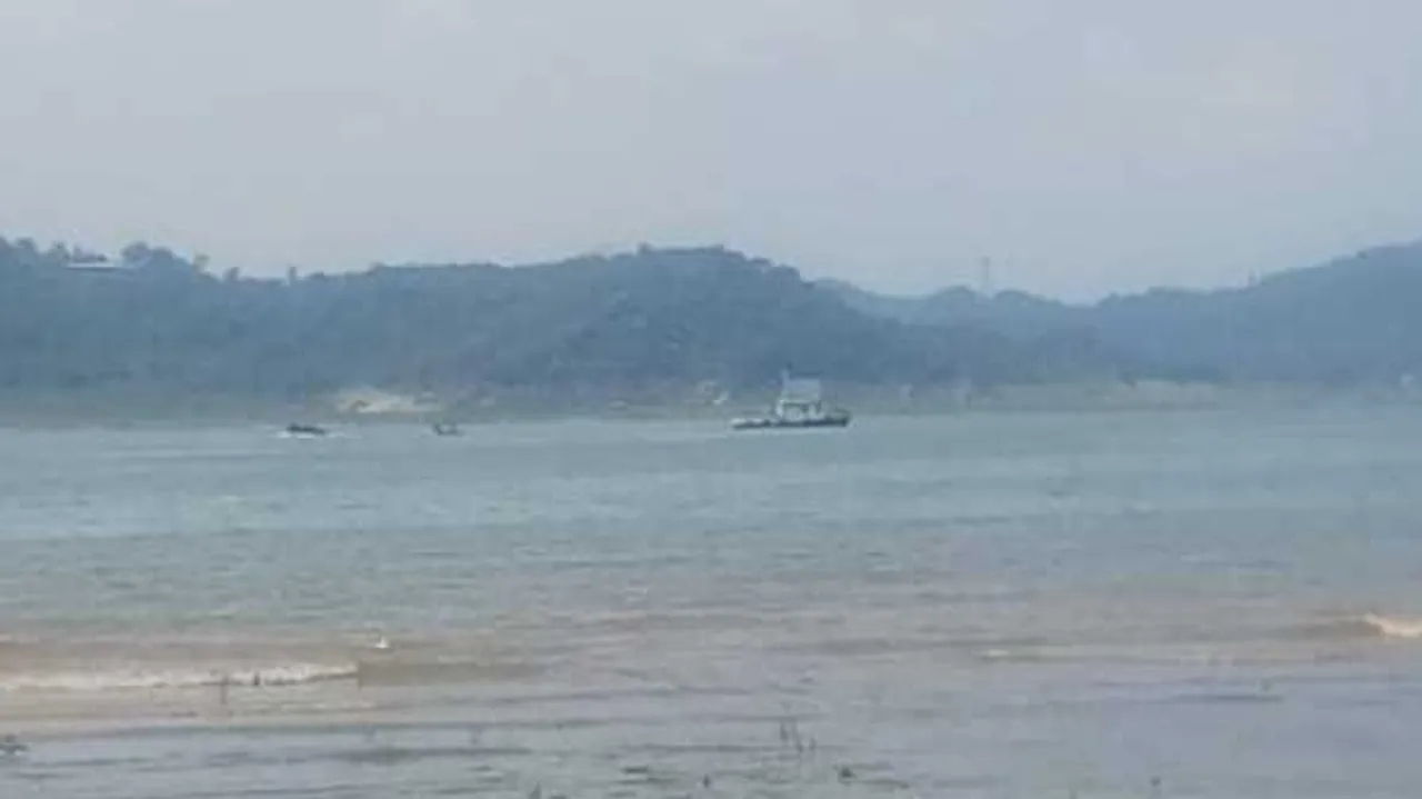 J&K: रणजीत सागर झील में आर्मी का हेलिकॉप्टर क्रैश, रेस्क्यू ऑपरेशन जारी