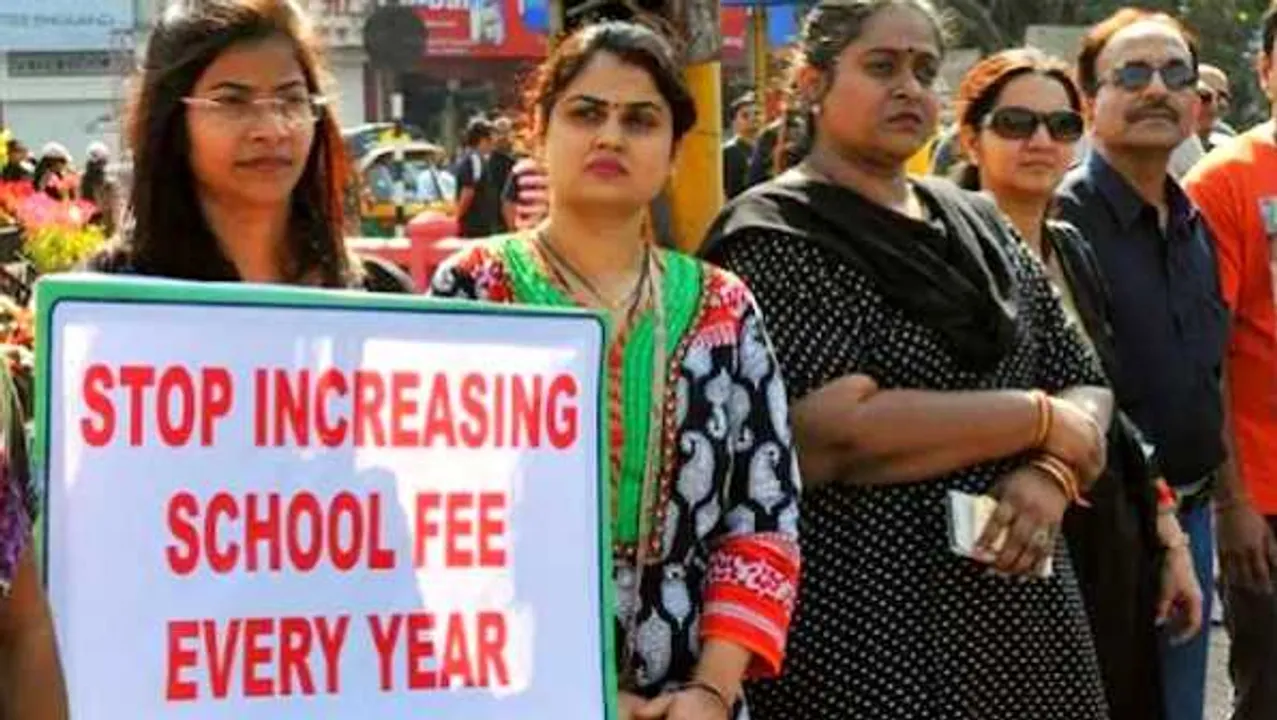 MP: सुप्रीम कोर्ट के निर्देश के बाद भी 18 हजार प्राइवेट स्कूलों ने नहीं दिया फीस का ब्योरा