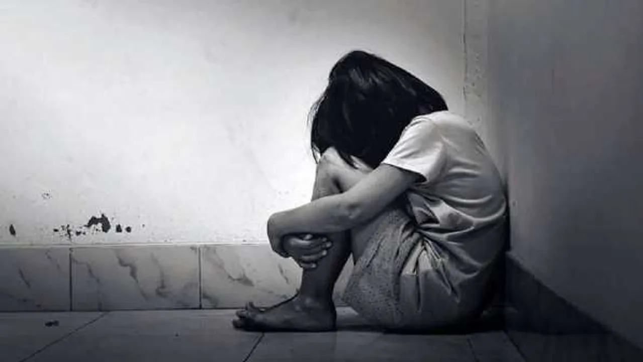 जबलपुर में 11वीं की छात्रा से रेप: पेट दर्द की जांच कराई, 6 महीने की प्रेग्नेंट निकली
