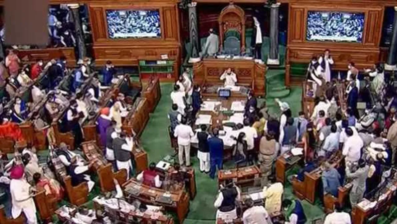 संसद: अजय टेनी की बर्खास्तगी पर अड़ा विपक्ष, हंगामे के चलते लोकसभा स्थगित