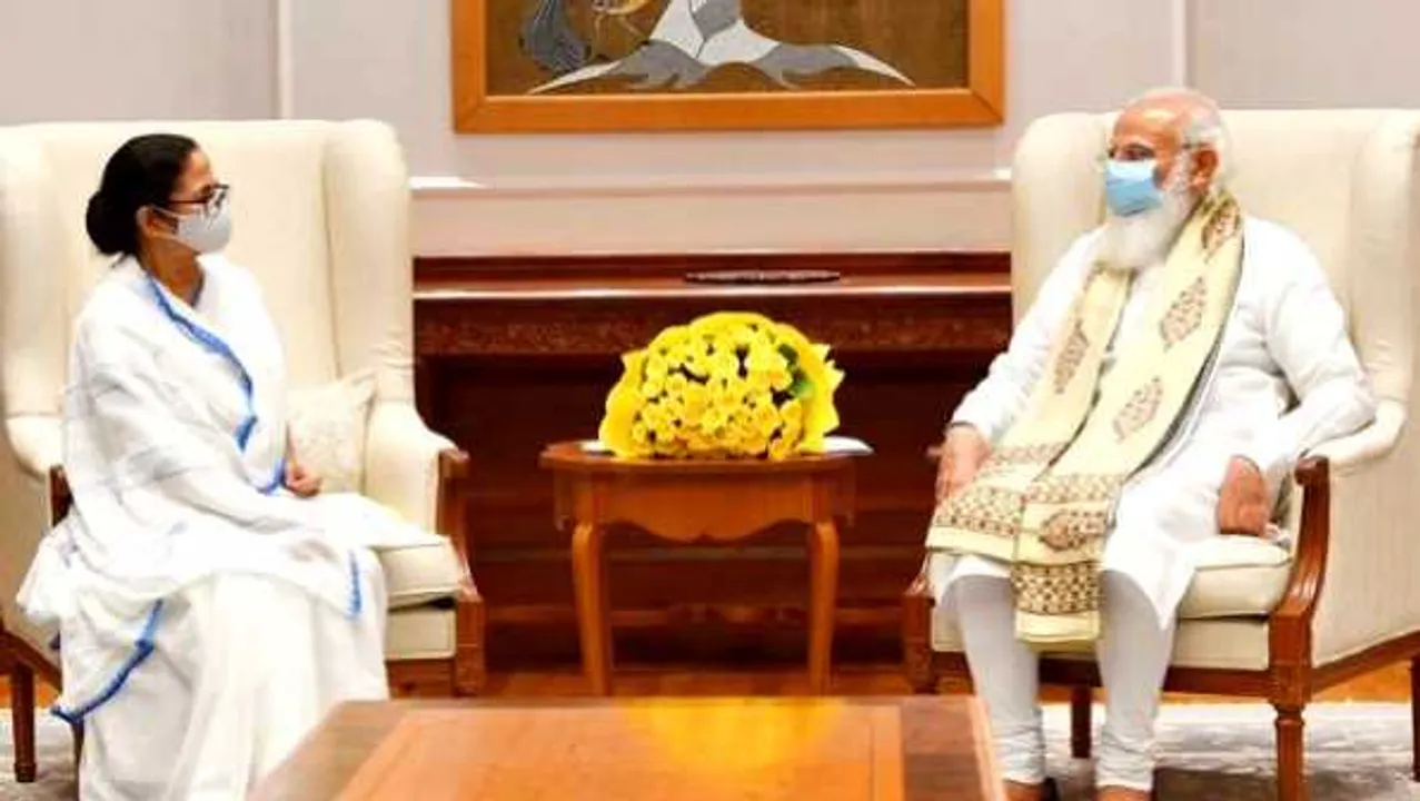 दिल भी मिलेंगे?: चुनाव जीत के बाद पहली बार मोदी से मिलीं ममता, बंगाल का नाम बदलने पर चर्चा 
