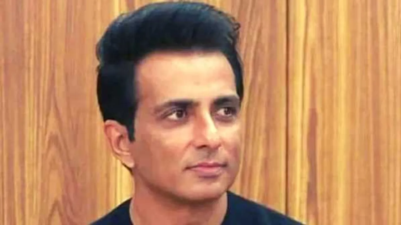 मुश्किल में मसीहा: सोनू सूद पर 20 करोड़ की टैक्स चोरी का आरोप, 3 दिन से चल रही जांच