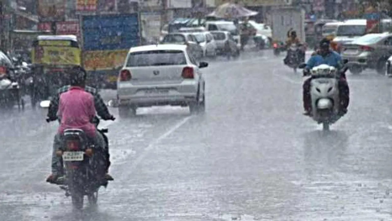 MP: 36 घंटे में बंगाल की खाड़ी में लो प्रेशर एरिया बन रहा, प्रदेश में 16 तक झमाझम
