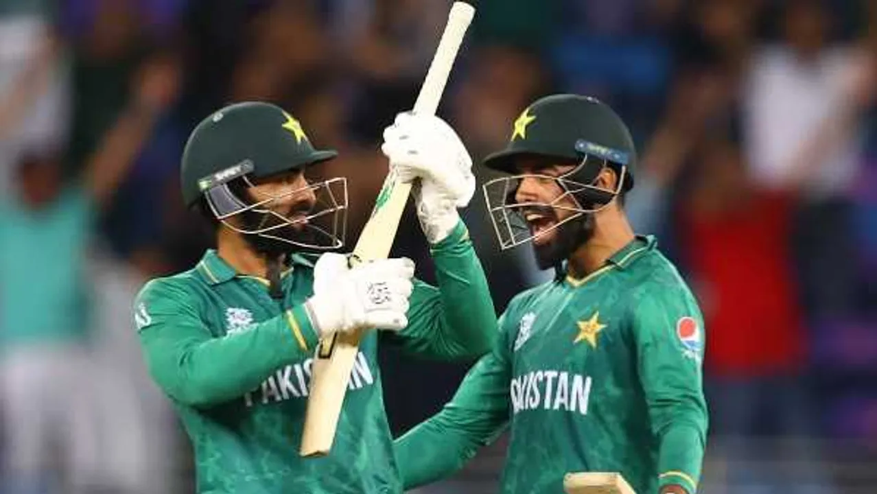 T20 वर्ल्डकप: PAK ने अफगानिस्तान को 5 विकेट से हराया, बाबर ने तोड़ा कोहली का रिकॉर्ड