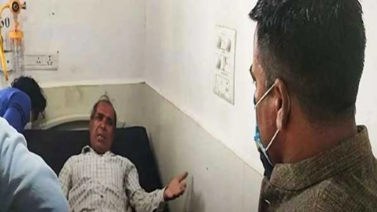 छिंदवाड़ा:जनसुनवाई में किसान ने पिया जहर, कलेक्ट्रेट में मचा हड़कंप  
