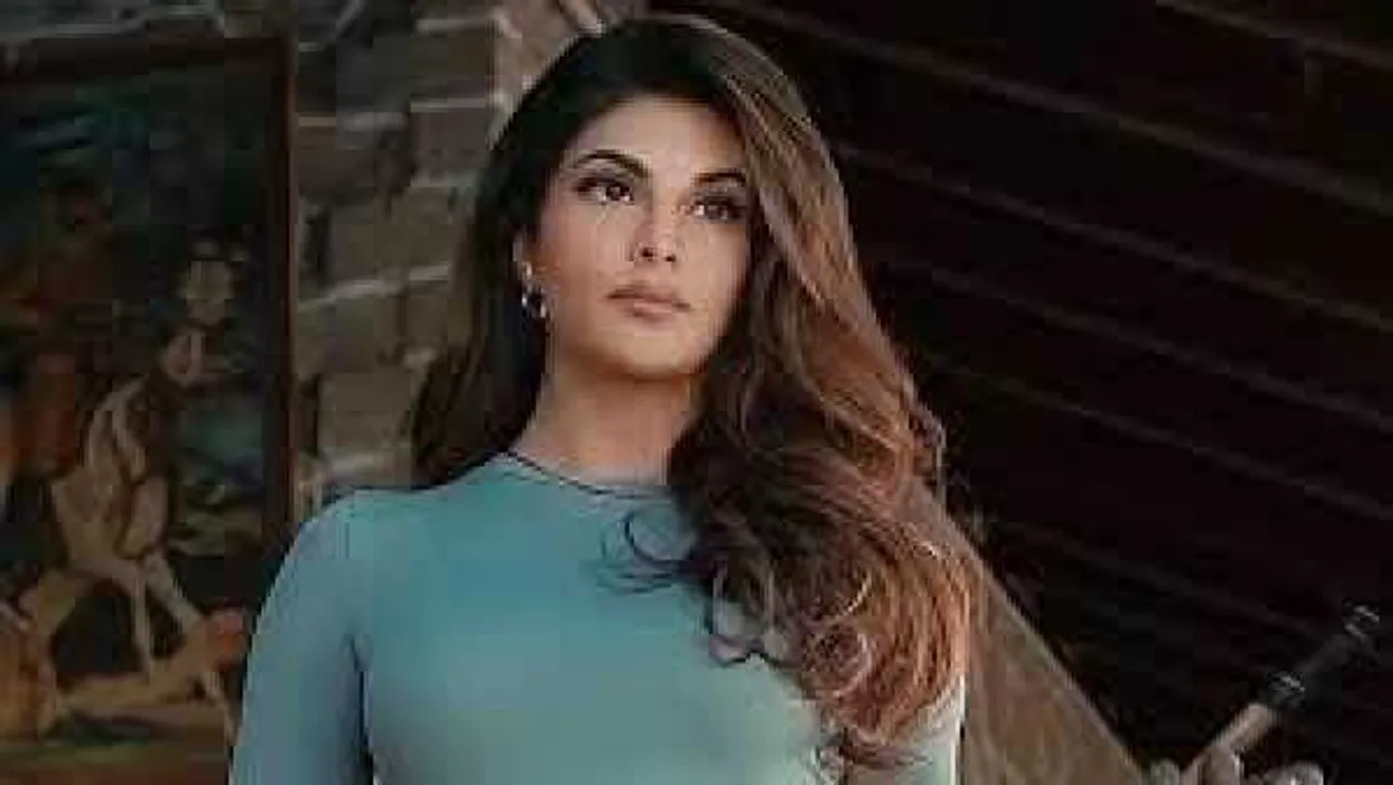 मनी लॉन्ड्रिंग केस: ED के दफ्तर पहुंचीं जैकलीन, ठग सुकेश चंद्रशेखर को लेकर देने होंगे जवाब