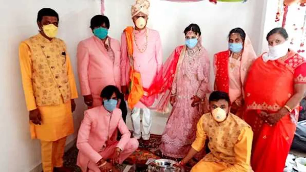 MP: शिवराज ने सभी कोरोना प्रतिबंध हटाए; अब क्या होगा, 10 पॉइंट्स में जानें