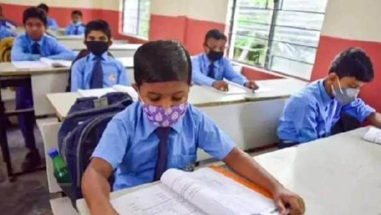 MP: 18 महीने बाद छोटे बच्चों का स्कूल, 20 Sep से 1-5 कक्षाएं 50% क्षमता के साथ लगेंगी