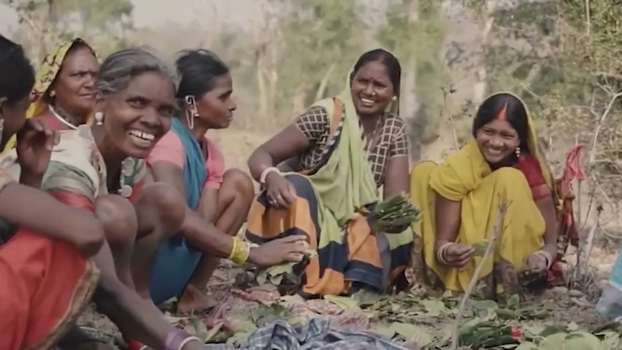 Madhya Pradesh में कमजोर वर्ग के साथ सरकार | MP Government Schemes