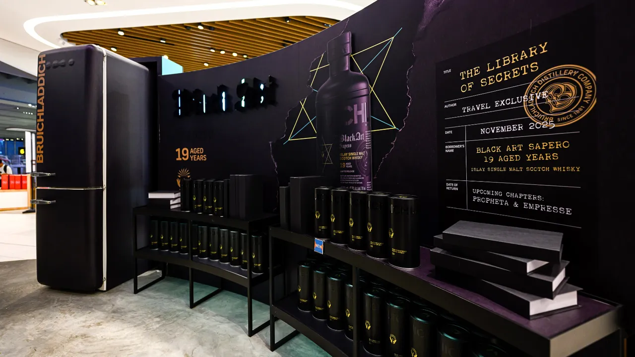 Bruichladdich launches GTR exclusive Black Art Sapero