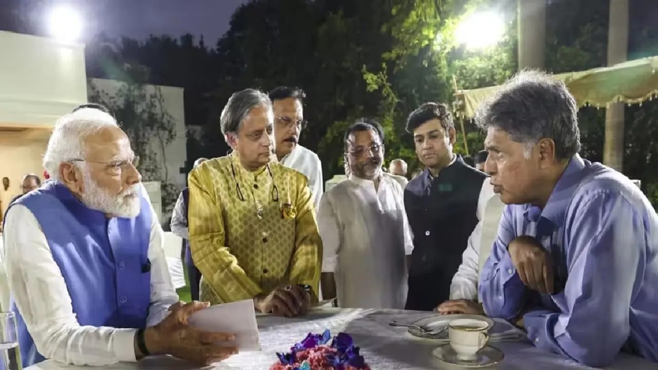 Manish Tewari Shashi Tharoor with Narendra Modi