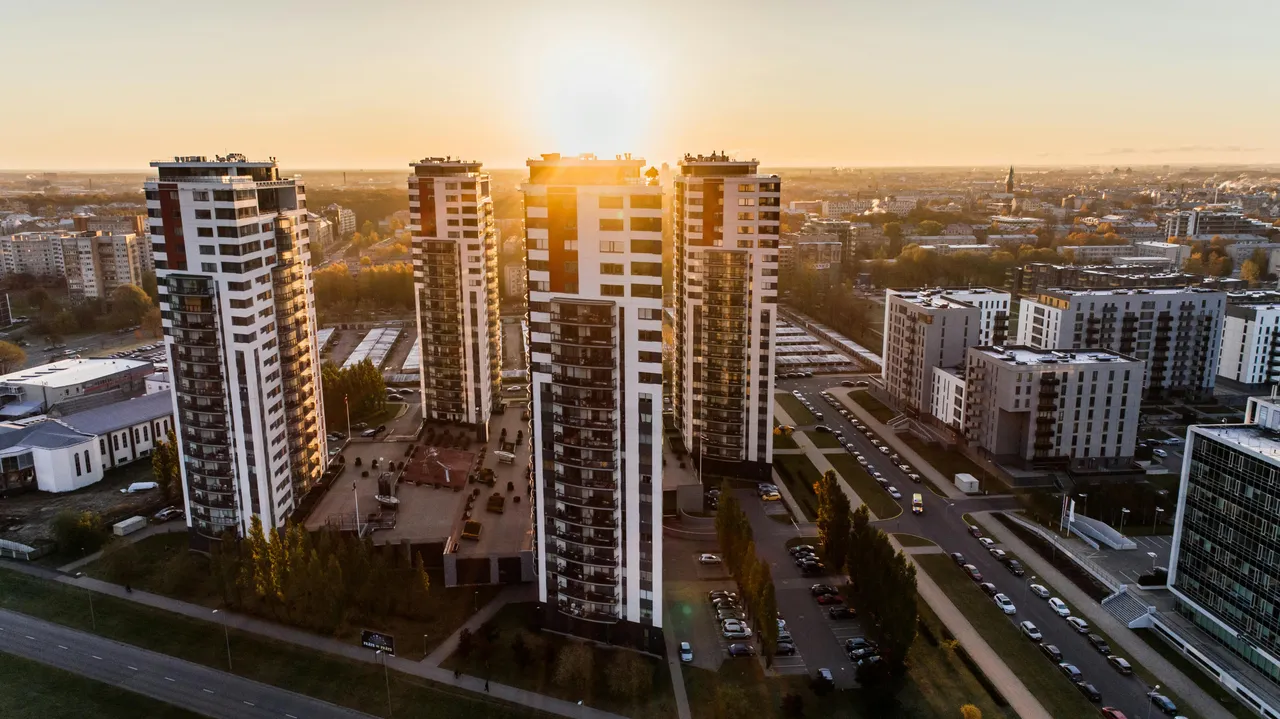 Young professionals leading the way in real estate investments