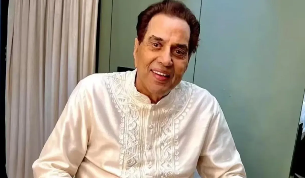  DHARMENDRA Photograph: (GOOLGLE) 