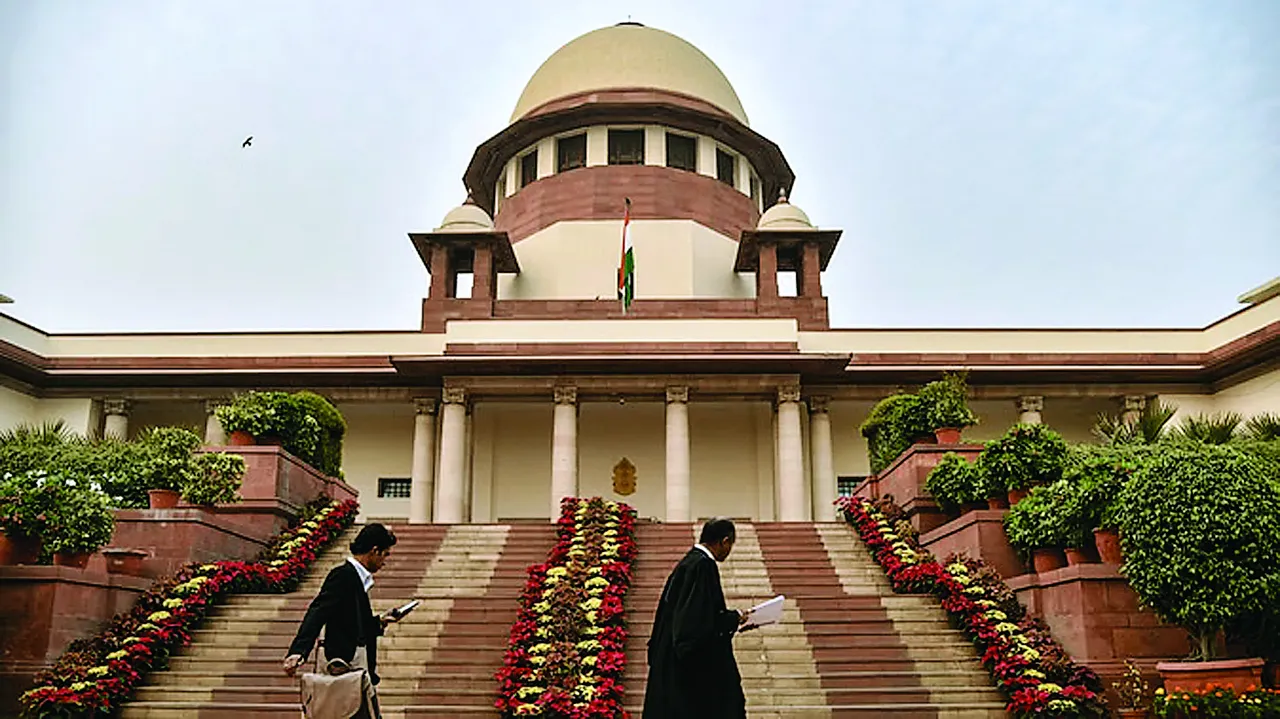  सुप्रीम कोर्ट का बड़ा फैसला: गर्भवती सुनाली खातून और उसकी बेटी को भारत आने की मंजूरी 